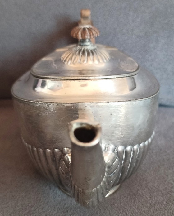 Image 1 of English Art Deco teapot by William Hutton & Sons – silver-plated metal (EPBM) – circa 1930