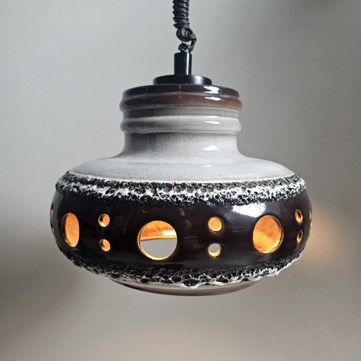 Vintage XL Bruin / Witte Hanglamp Gemaakt Van Keramiek, Door Herda. UFO Hanglamp Uit De Jaren 70. Fat Lava Lamp.