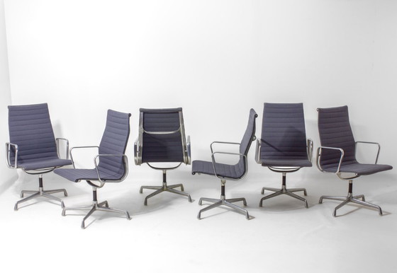 Image 1 of Herman Miller EA109 bureaustoelen