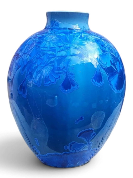 Jarrón de porcelana esmaltada con cristalizaciones azules, Patrice Lusardi – Jarrones, Porcelain (photo 10 of 15)