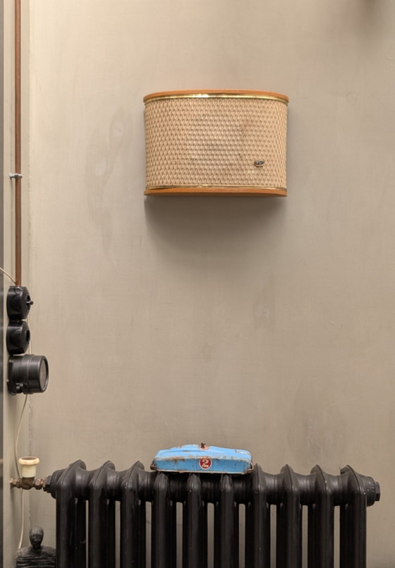 Sistema di altoparlanti per trasmissioni radiofoniche degli anni '50, modificato. – Oggetti decorativi, Metal (photo 9 of 15)