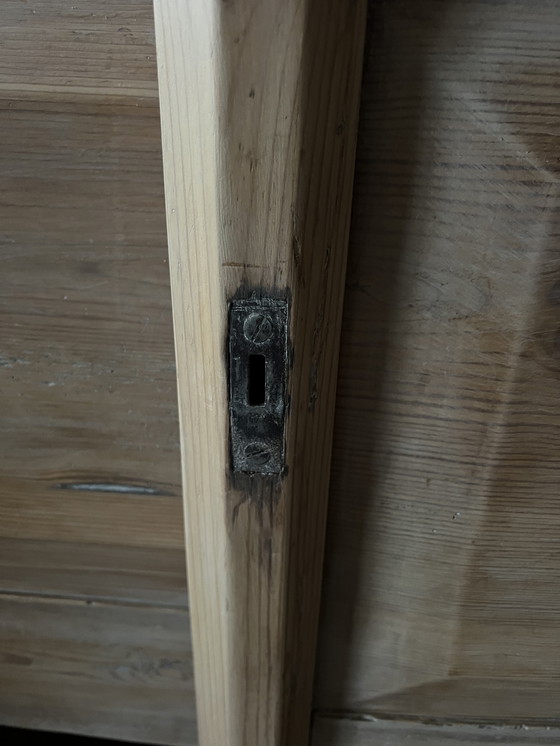 Image 1 of Antikes Kinderbett aus Massivholz