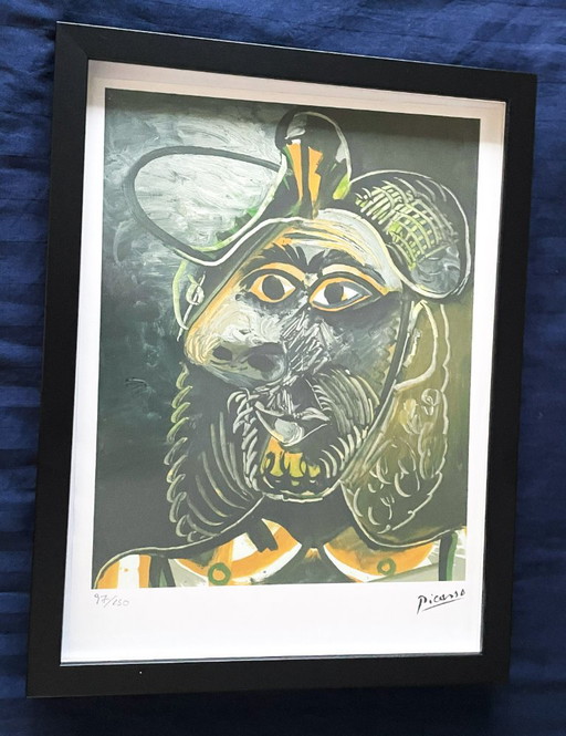 Pablo Picasso (1881-1973) - Man Buste – lithos zeefdrukken, Paper