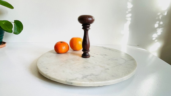 Image 1 of Tagliere per formaggi in marmo e legno d'epoca