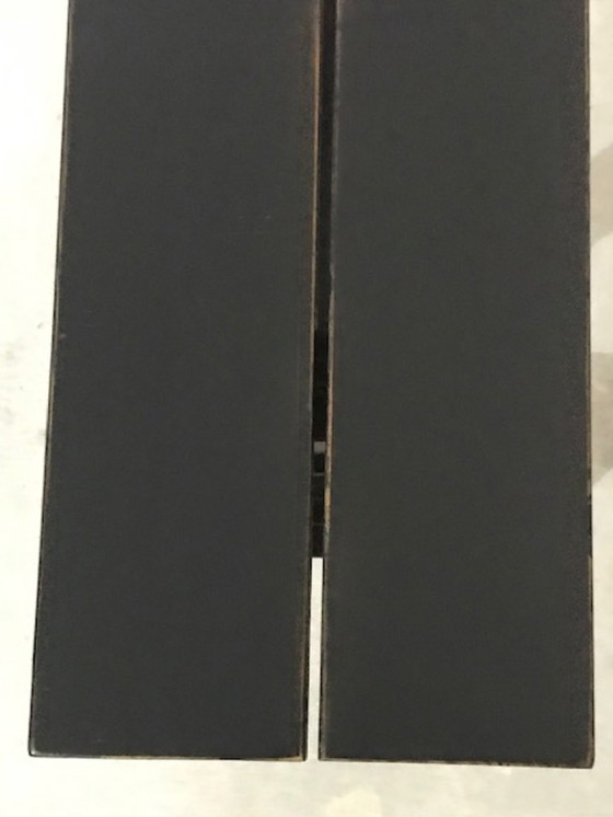 Image 1 of Zwart Antiek Houten Bank