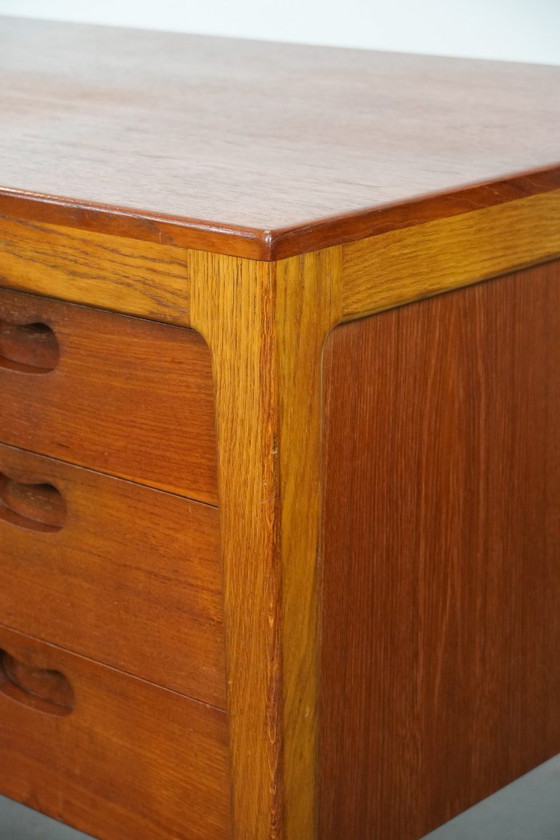 Image 1 of Scrivania di design tedesco vintage degli anni '60 di Hartmunt Lohmeyer per Wilkhahn con 6 cassetti