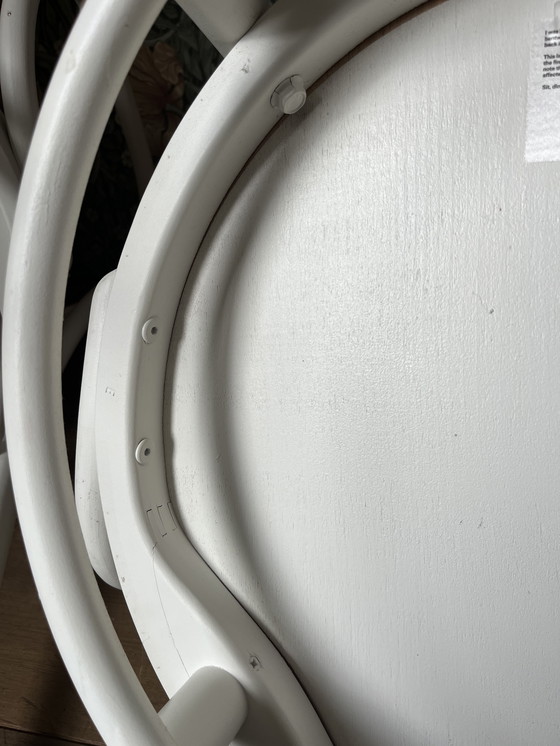 Image 1 of 2 Vintage Thonet stoelen – Model No. 204/ Vienna – Wit