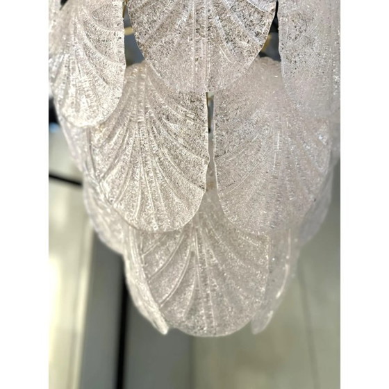 Image 1 of Eleganter Kronleuchter aus Muranoglas mit weißen Graniglia-Blütenblättern