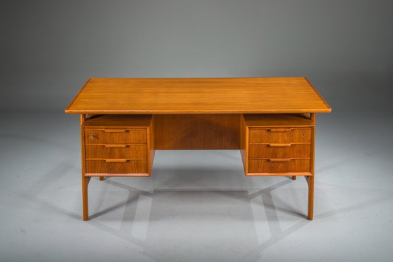 Image 1 of Teak Model 75 Desk from Omann Jun Møbelfabrik, 1960s
