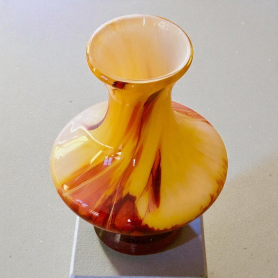 Image 1 of Murano vase in flame-blown opaline glass, 1960