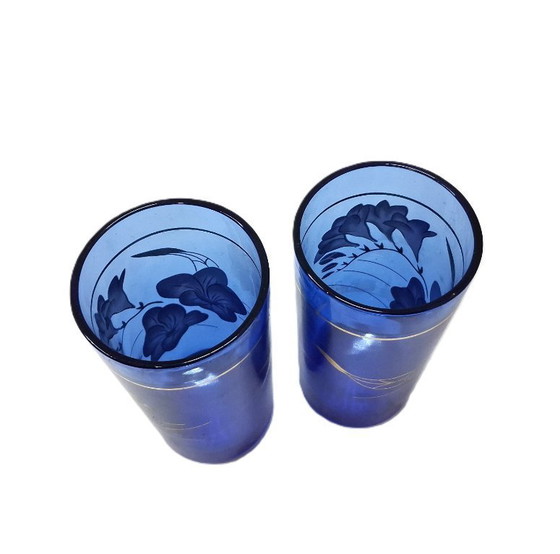 Image 1 of tasses vintage en verre bleu cobalt