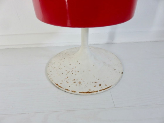 Image 1 of Portaombrelli a forma di tulipano in lamiera smaltata e ottone, Francia, anni '50