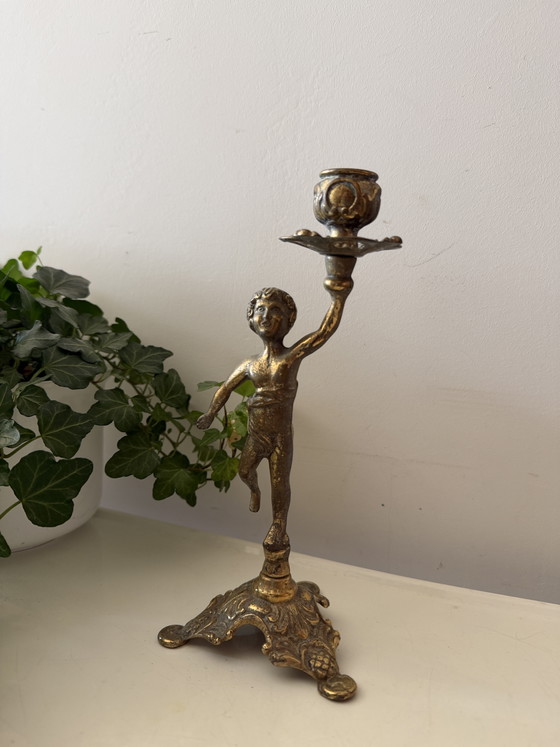 Image 1 of Candeliere in ottone con angelo
