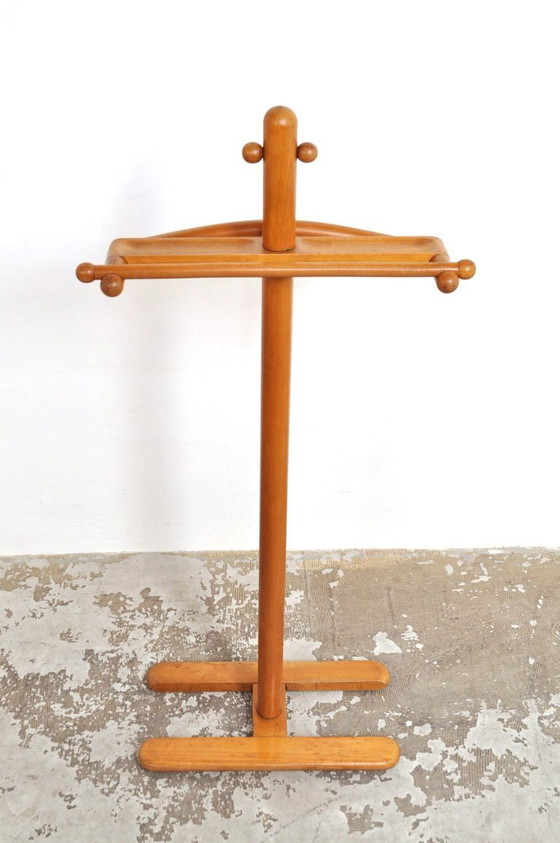 Image 1 of Vestidor antiguo de madera de haya