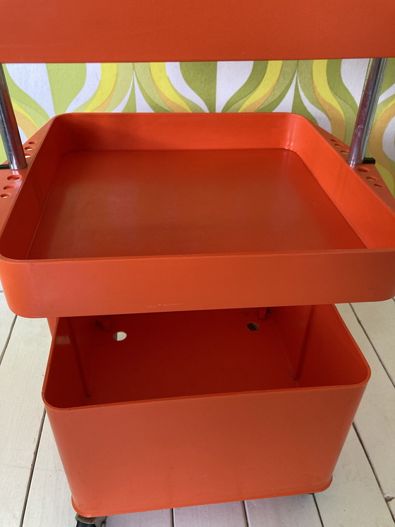 Image 1 of Carrello vintage anni '70 in plastica arancione, carrello di servizio, carrello bar