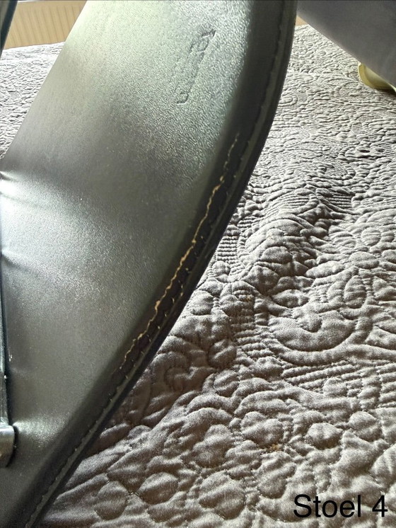 Fasem - Gualtierotti/Vegni - 4 sedie da pranzo in pelle nera – Leather, Metal (photo 12 of 13)