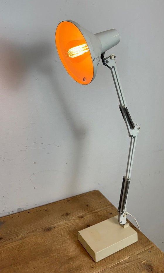 Image 1 of Lampada da tavolo vintage bianca da architetto italiano, anni '70