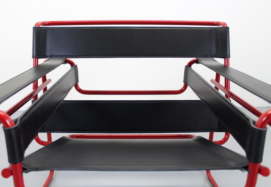 Image 1 of Set of 2 Wassily Chairs Black Leather Marcel Breuer Knoll Seats