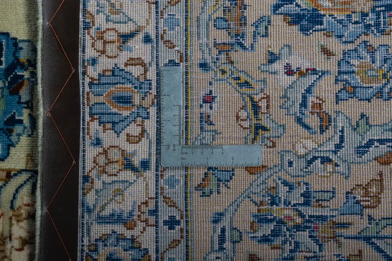 Image 1 of Tapis d'Orient Kashan noué à la main en liège vert pistache - 382 x 298 cm