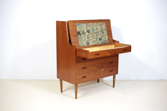 Image 1 of Teak dressing table