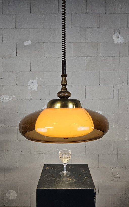 Vintage in hoogte verstelbare hanglamp amber kunststof (Rise and fall hanging light / adjustable) space age (60/70s) design