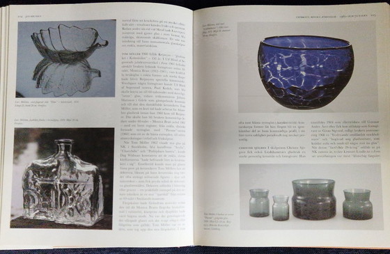 Image 1 of Svenskt Glas - Coffee table book about the history of Swedish glass 1150-1990