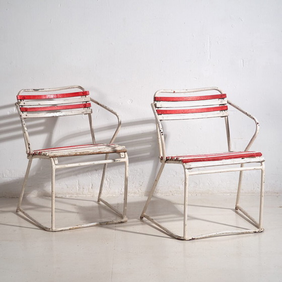 Chaises de jardin empilables antiques (c.1920). Lot de 2 pièces – Iron, Rustic (photo 4 of 28)