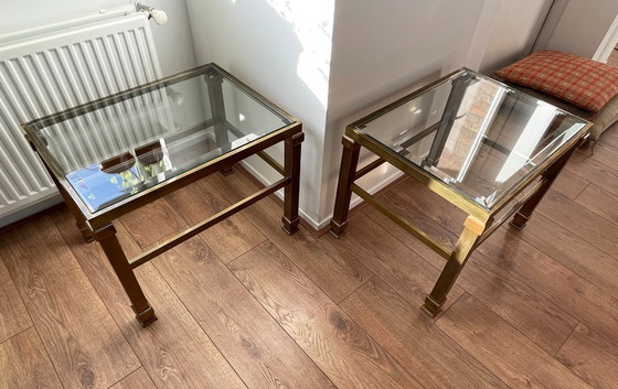 Image 1 of Tables d'appoint vintage Hollywood Regency en laiton et verre – lot de 2 – années 1970/80