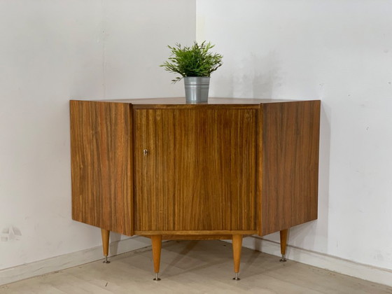 Image 1 of Cassettiera ad angolo vintage Cassettiera ad angolo