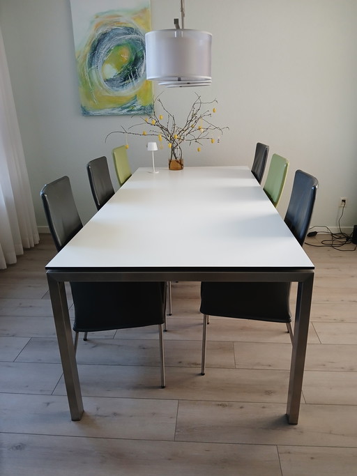 Bonydesign dining table with 6 chairs