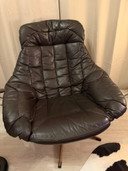 H.W. Klein for Bramin – Lounge Chair with Footstool – Genuine Leather – 1960s – Excellent Condition