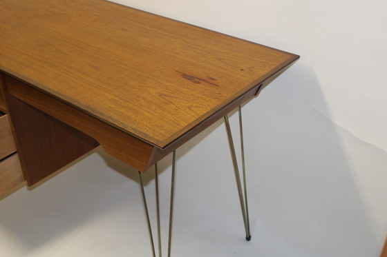 Image 1 of Escritorio de teca moderno de mediados de siglo: Louis Van Teeffelen para Wébé (década de 1950)