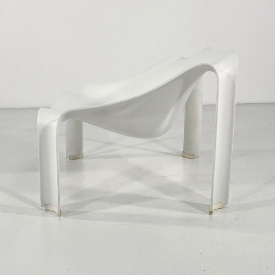 Image 1 of F300 Armchair in Fiberglass by Pierre Paulin for Artifort, 1960s