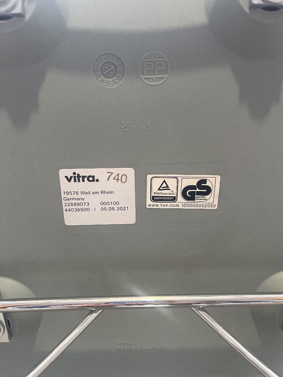 Image 1 of Original Vitra Schaukelstuhl Grau