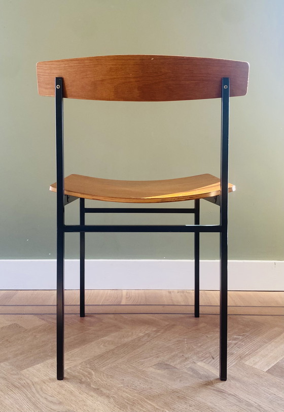 Image 1 of Auping Carelle 552 designstoel 50s - Nero metaal met teak