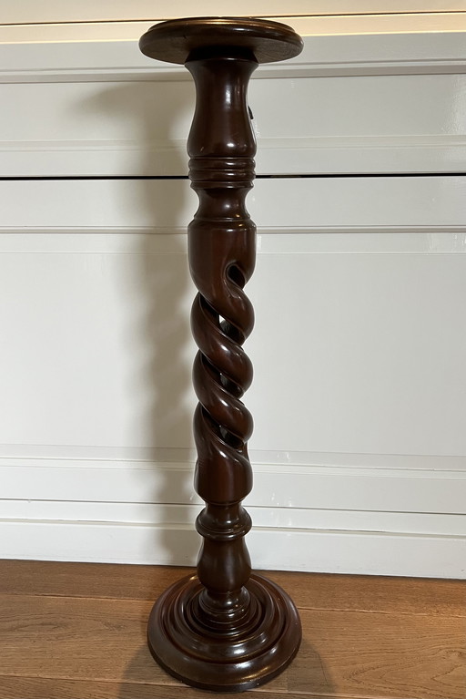 Massief handgedraaide Piedestal/plantentafel 96 cm hoog