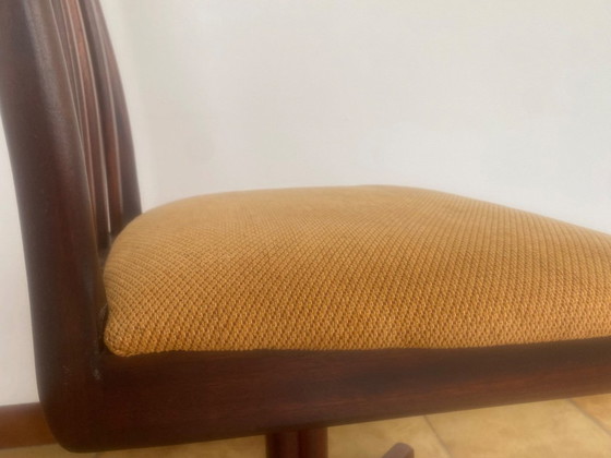 Image 1 of 6 hermosas sillas giratorias A.H. Macintosh de teca