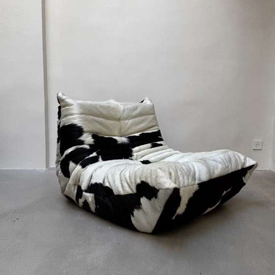 Togo Lounge Chair in Cowhide – Ligne Roset, Loveseats, Leather (photo 9 of 14)