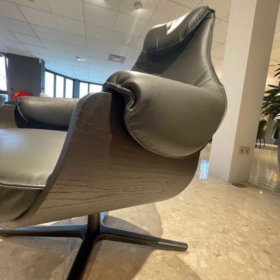 Image 1 of Leolux Sessel in Creme mit Hocker