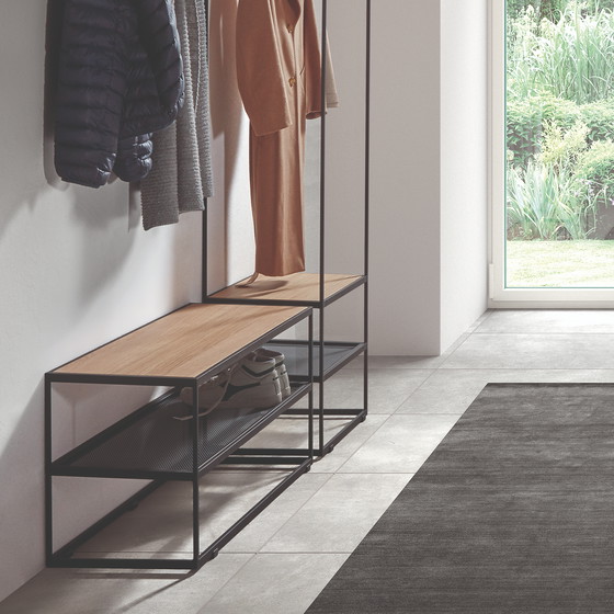 Image 1 of Castle Line Wandregal aus Eiche Natur