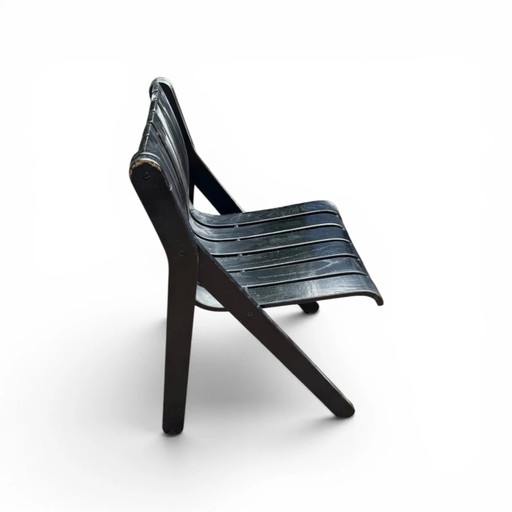 2 x Iconic stackable black chair / 1970s