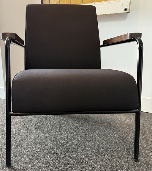 Vitra Jean Prouvé de Salon lounge chair