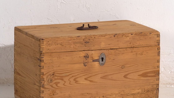 Antique storage chest (c.1920) #4 – Storage cabinet, Rustic (photo 3 of 40)