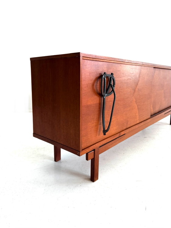 Vintage teak sideboard, Jean Batenburg ‘60 – Wood, Cast Iron (photo 10 of 15)