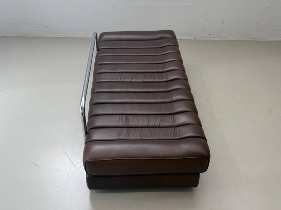 Image 1 of Iconische DS-85 slaapbank van De Sede, cognacbruin, Zwitserland, jaren 60.