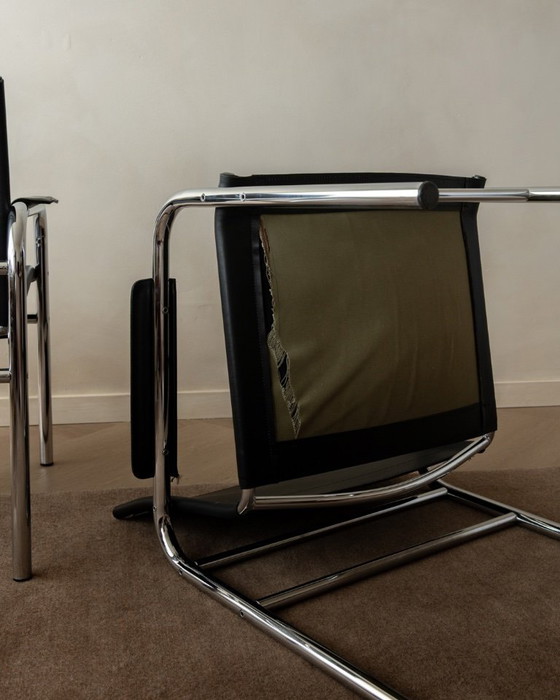 Image 1 of Vintage Bauhaus Klinte loungestoelen van chroom en zwart leer, ontworpen door Tord Björklund voor IKEA, jaren 80, set van 2.