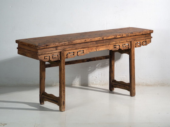 Large pine altar console table with openwork frieze – China, circa 1930 (photo 7 of 40)