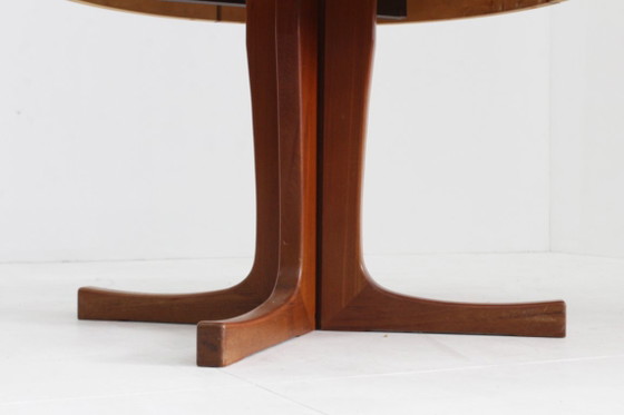 Image 1 of table à manger ronde extensible vintage danoise