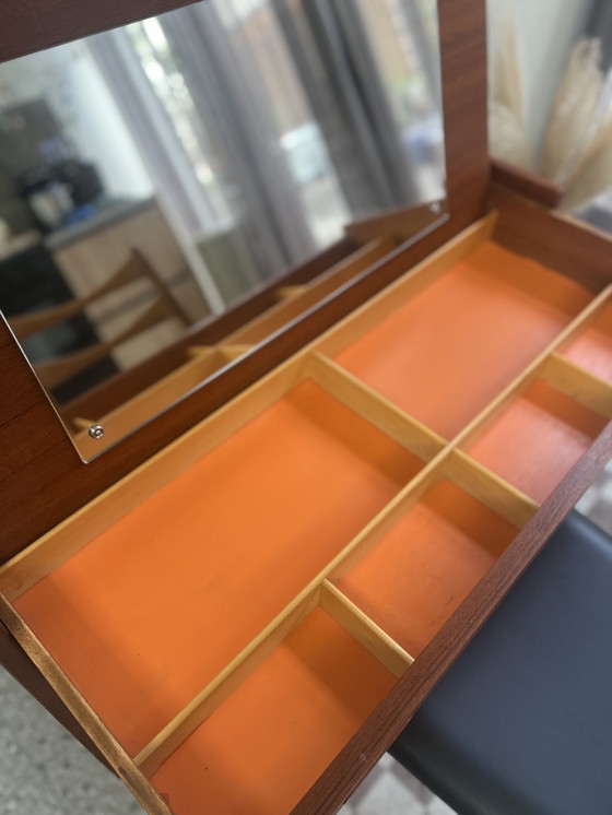 Image 1 of Dänisches Design Kommode mit Frisiertisch Ilums Bolighus Københaven