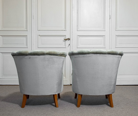 Image 1 of Paire de "chaises à pantoufles" suédoises des années 1940